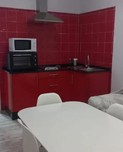 Antonio Fernandez Playa *